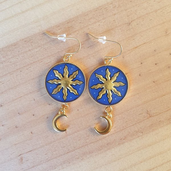 Boucles d'oreille pendantes soleil et lune or