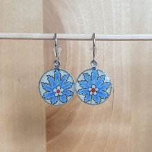 Orecchini pendenti con fiori orientali blu